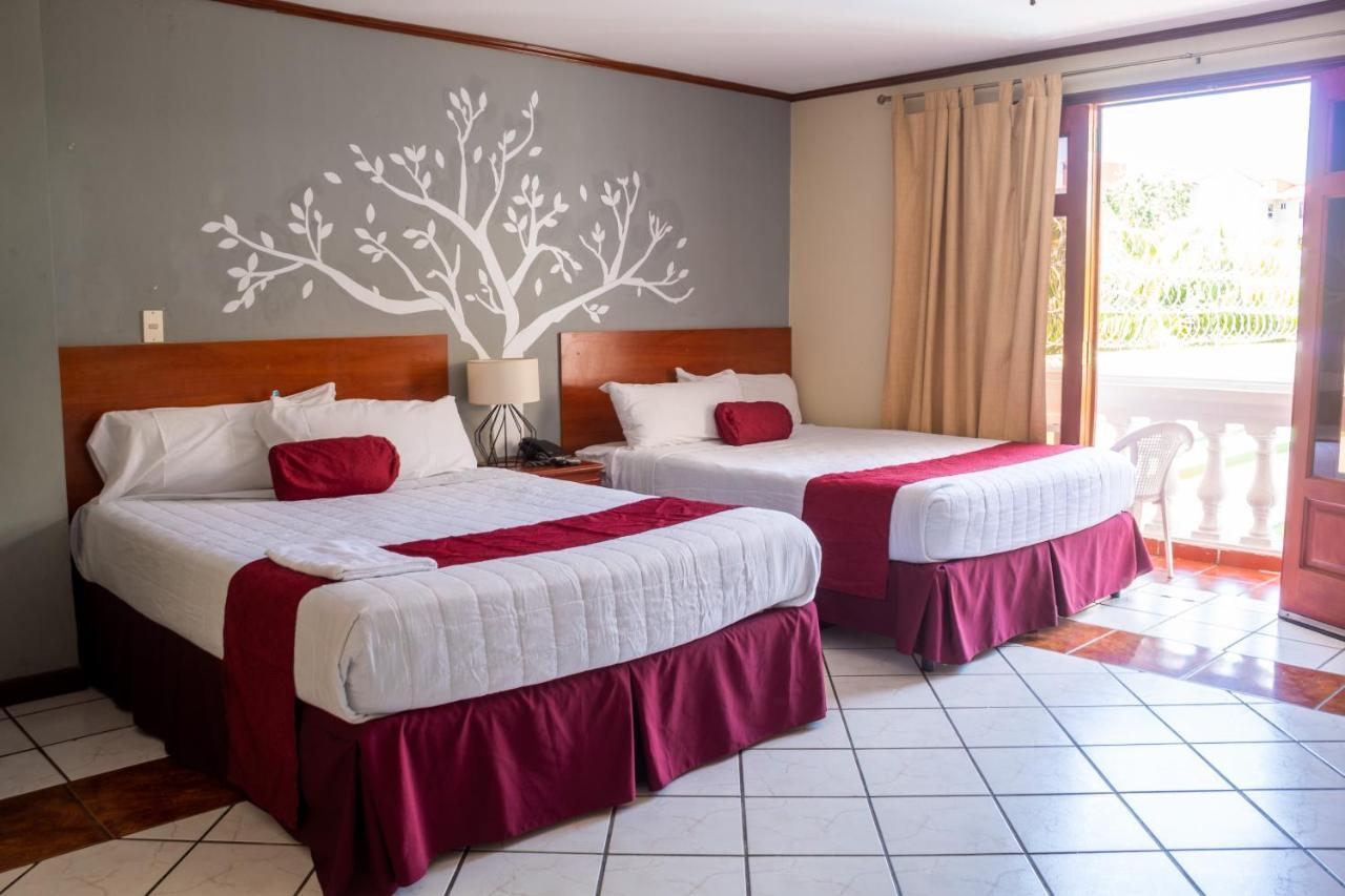 Hotel Fotherhouse San Salvador Extérieur photo