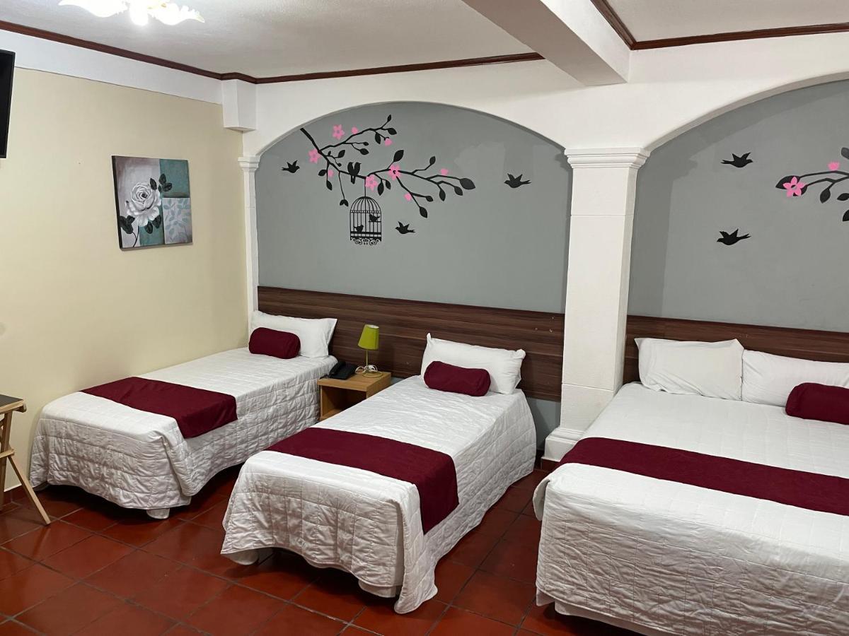Hotel Fotherhouse San Salvador Extérieur photo
