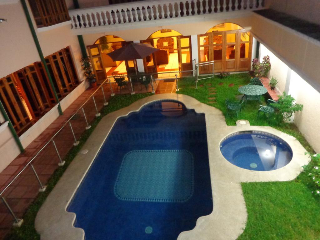 Hotel Fotherhouse San Salvador Extérieur photo