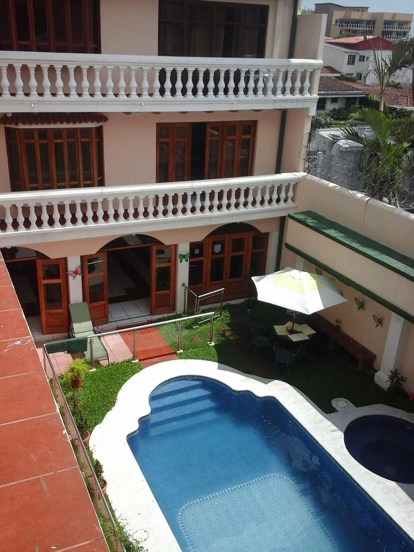 Hotel Fotherhouse San Salvador Extérieur photo